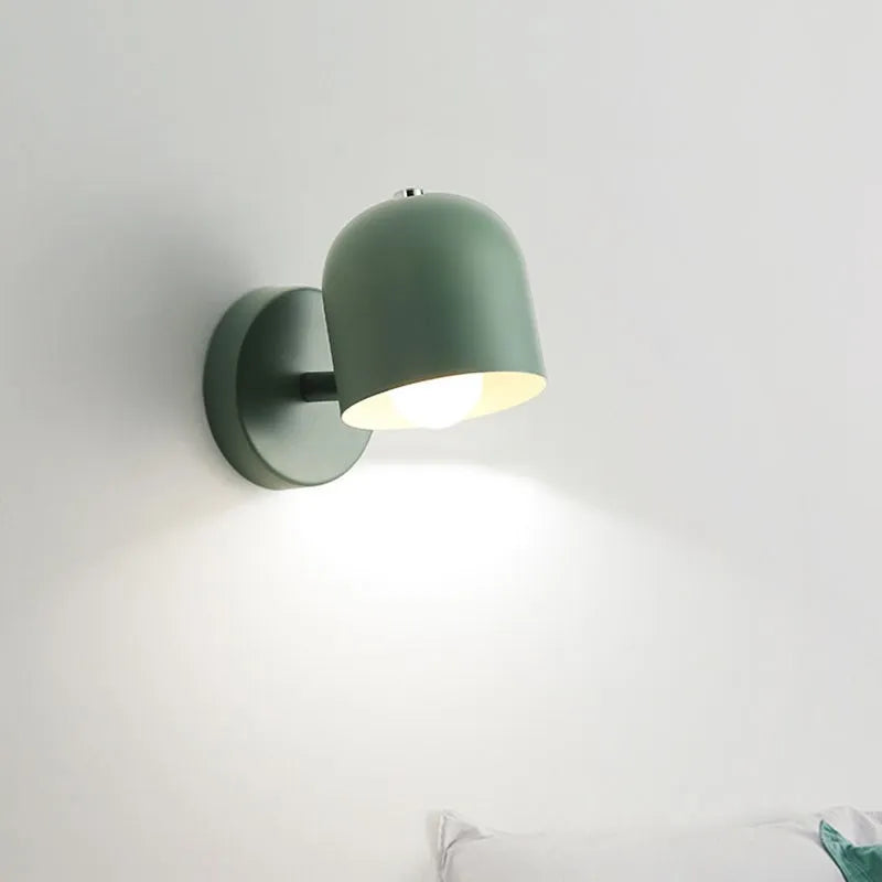 Installation facile de l'applique murale blanche scandinave