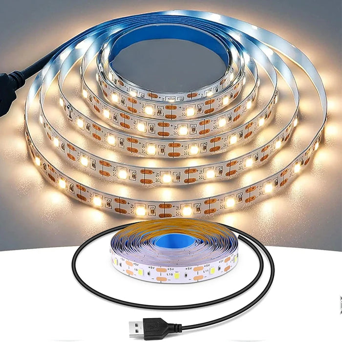 Bande lumineuse LED USB derrière TV