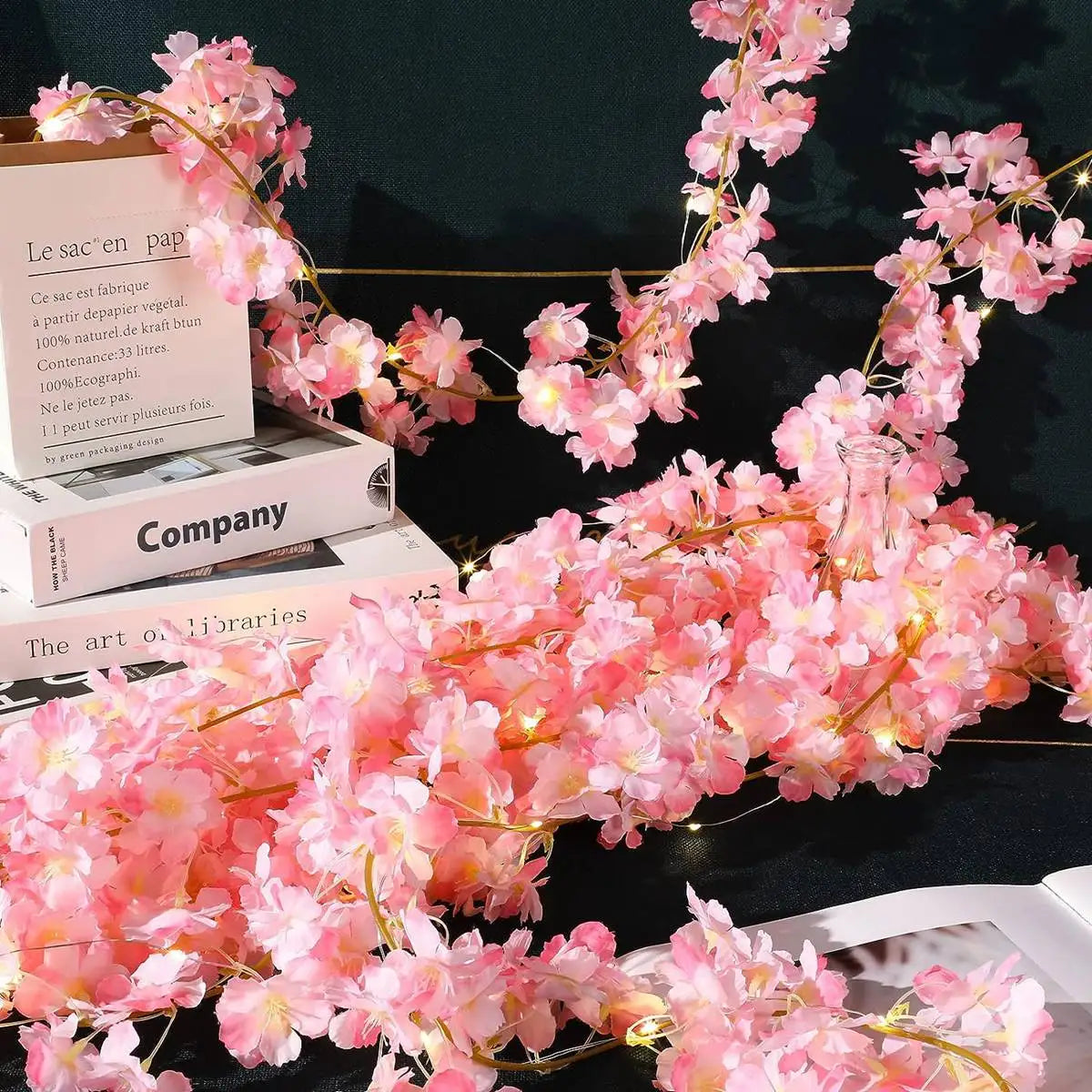 Décoration chambre avec guirlande fleurs cerisier lumineuse