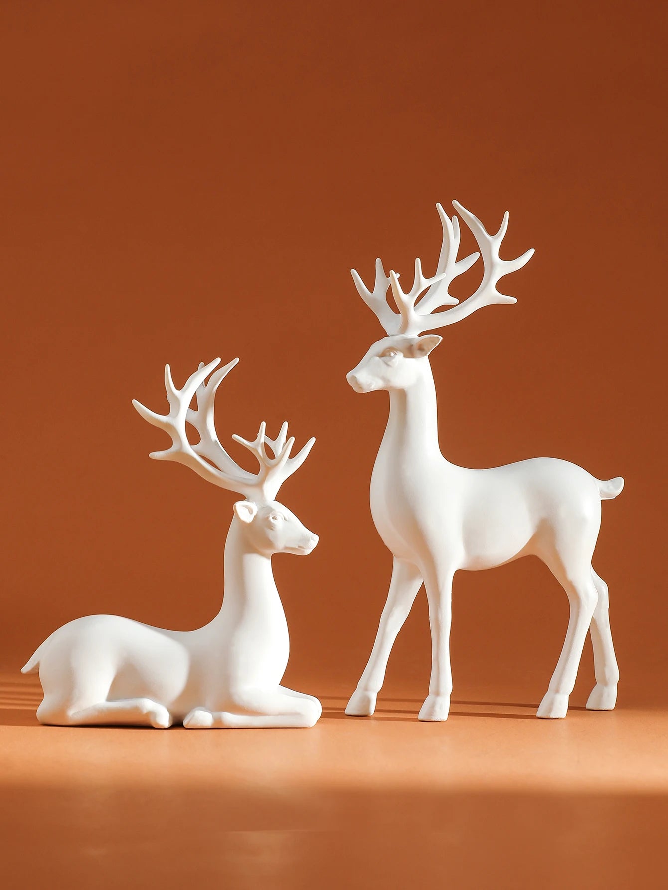 Décoration de table renne Noël 2 pièces en résine gris foncé