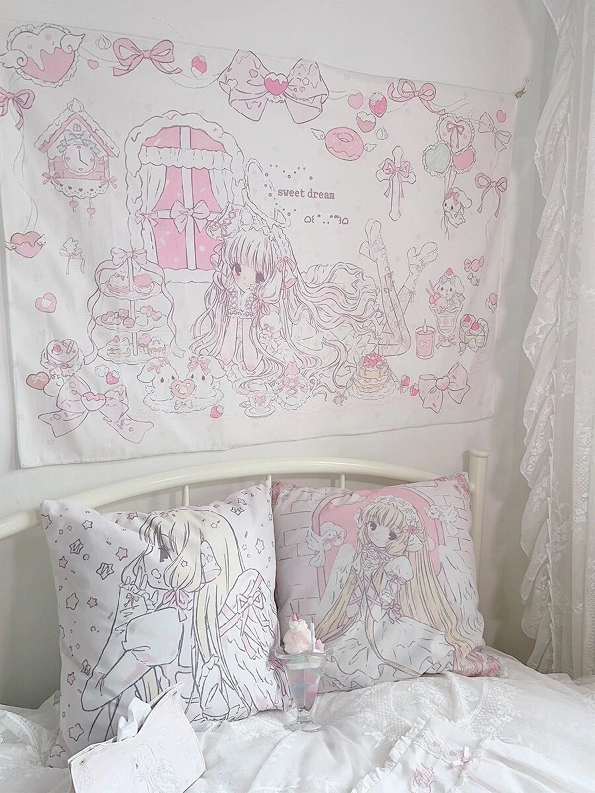 Tapisserie rose ivoire pour chambre enfant