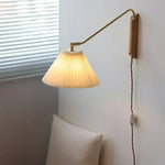 Lampe de lecture murale en bois noir design moderne