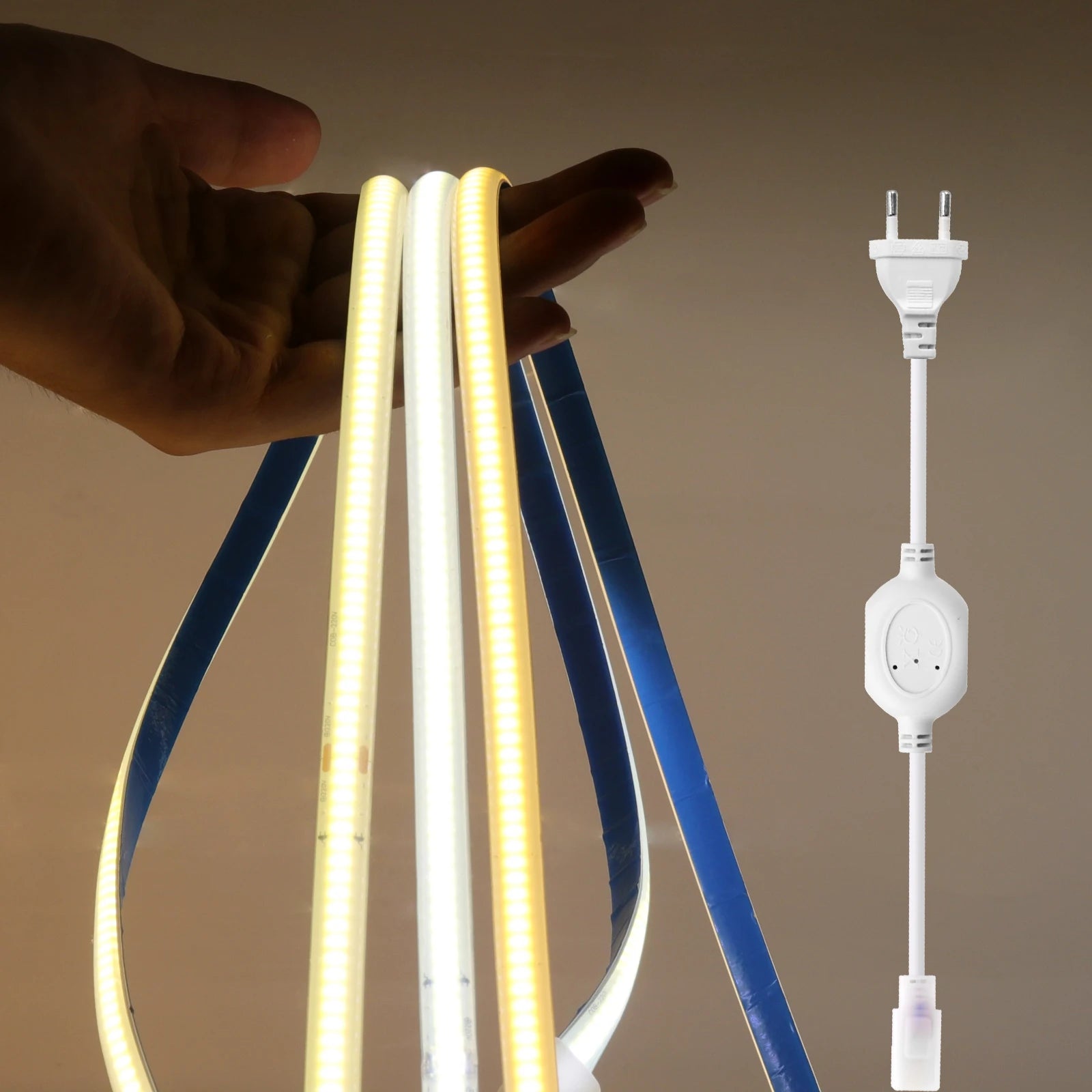 Détail des diodes COB 288 LEDs par mètre sur le ruban lumineux