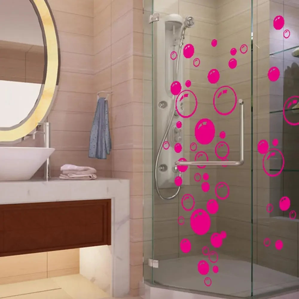 Effet décoratif des bulles sur mur lisse