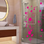 Effet décoratif des bulles sur mur lisse