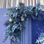Boule florale bleu foncé avec tige