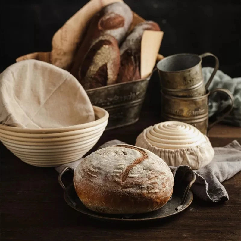 Panier en rotin utilisé comme décoration de table