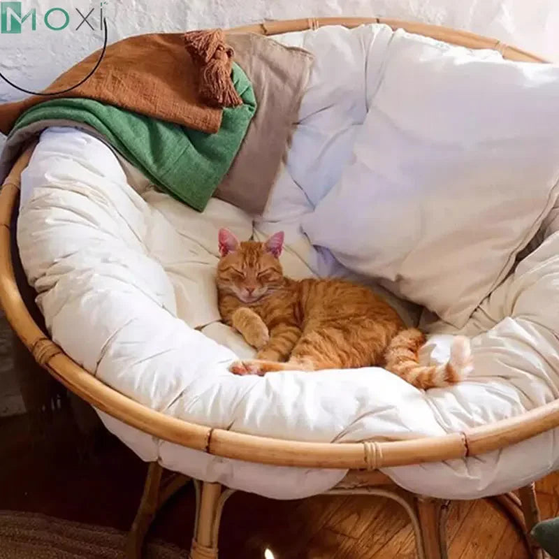 Coussin épais pour fauteuil œuf