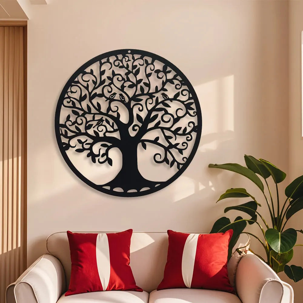 Détail de la silhouette d'arbre en cercle rond noir