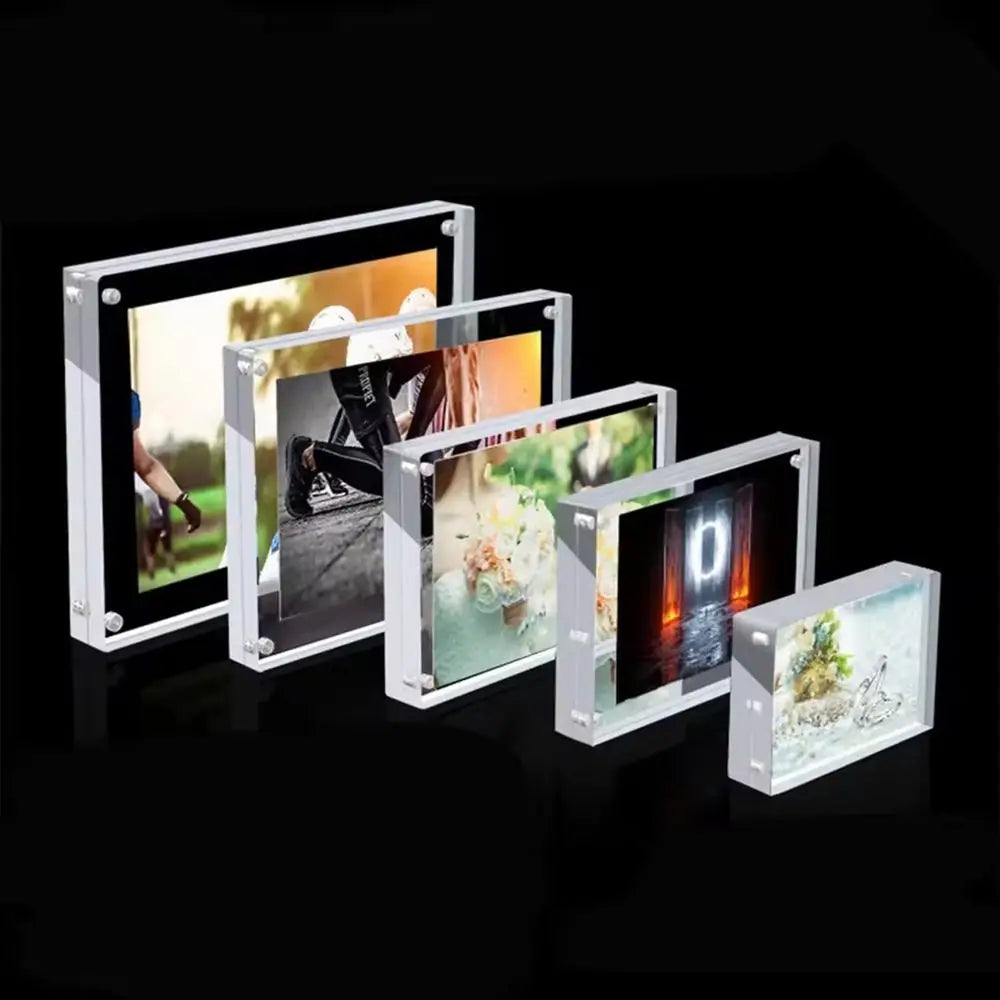 Cadre photo acrylique en couleur transparente avec photo insérée