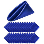 Serviettes de table carrées en satin bleu électrique, idéales pour une décoration raffinée de la table.