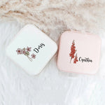 Intérieur velours de la boîte à bijoux protégeant les accessoires