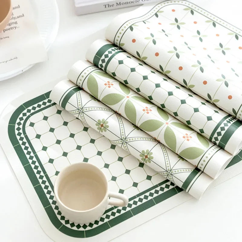 Napperon moderne motif litchi vert sur table