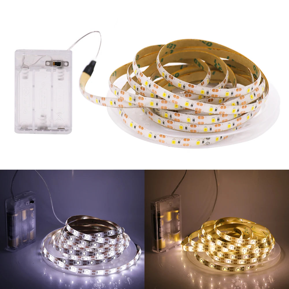 Ruban LED à piles allumé en couleur blanche dans un intérieur moderne
