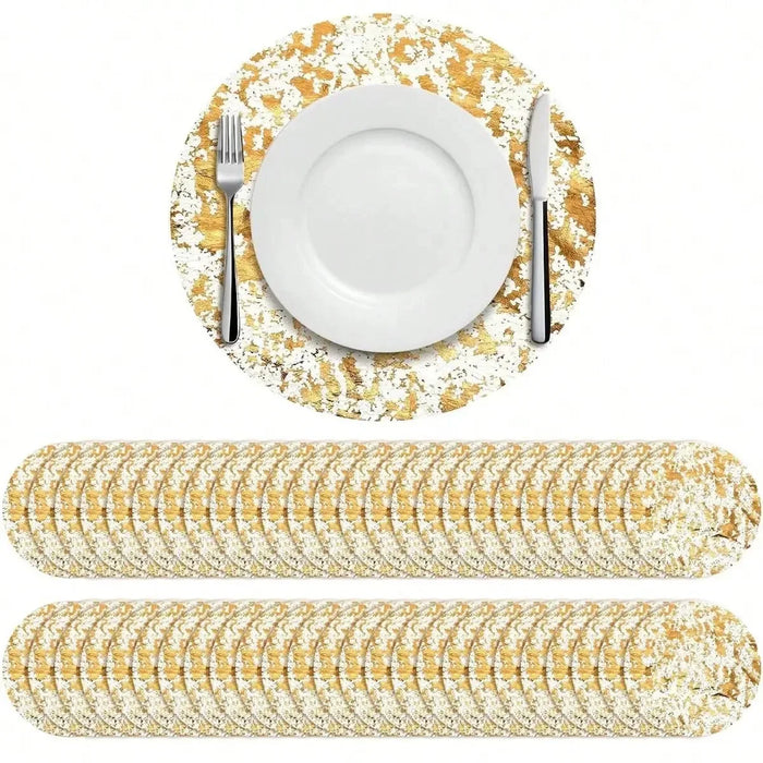 Set de table jetable doré rond 33 cm sur table de Noël