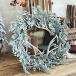 Couronne de Noël artificielle dans différentes couleurs disponibles