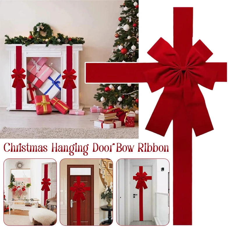 Décoration festive de Noël accrochée sur une porte en bois