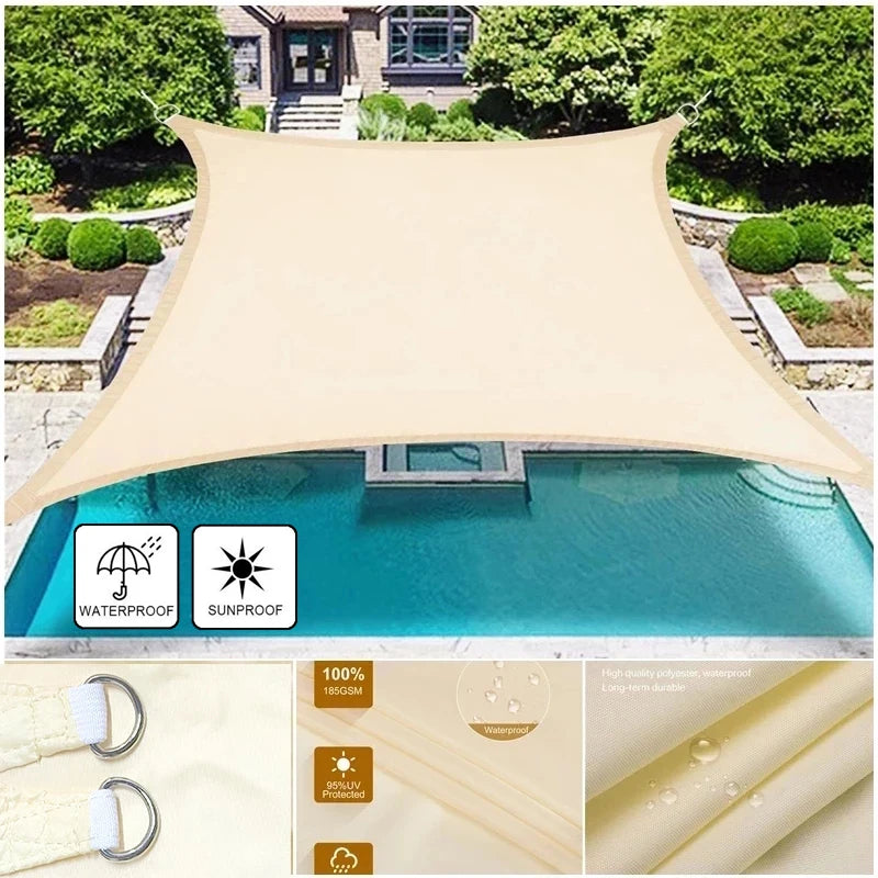 Voile d'ombrage imperméable anti-UV blanc dans jardin