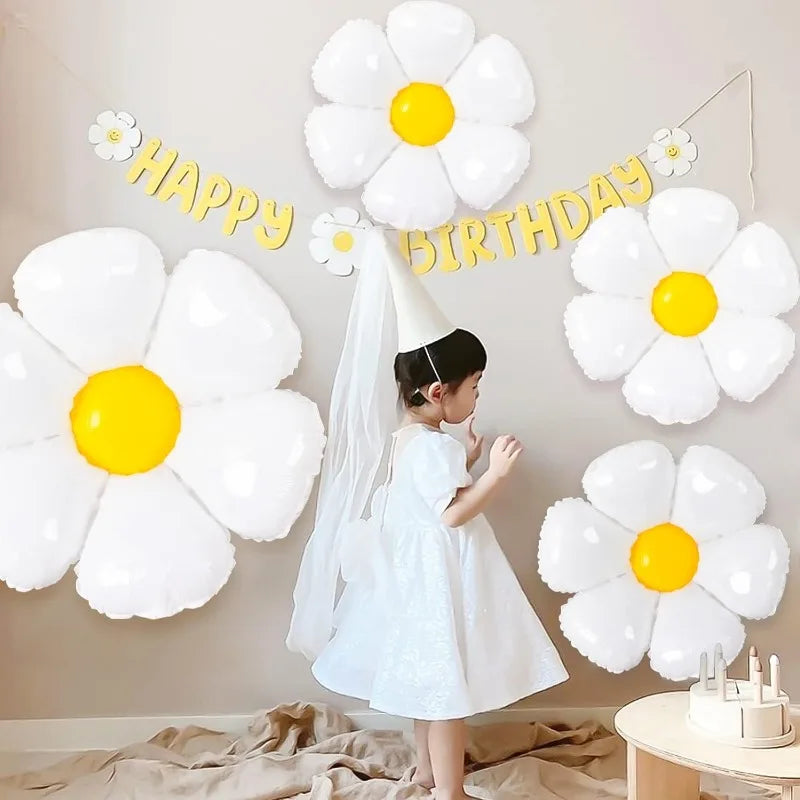 Ensemble de ballons marguerite de différentes tailles pour anniversaire