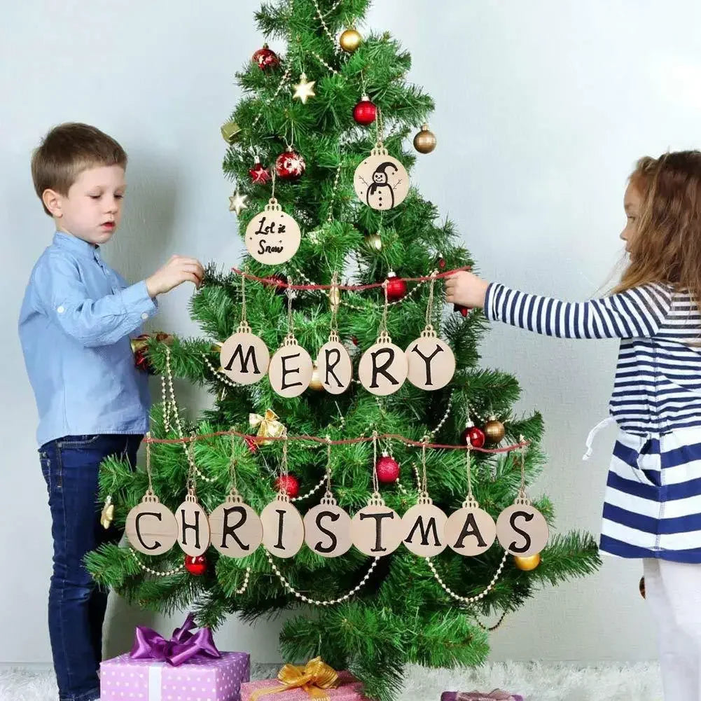 Ornement de Noël en bois brut prêt à être décoré - détail
