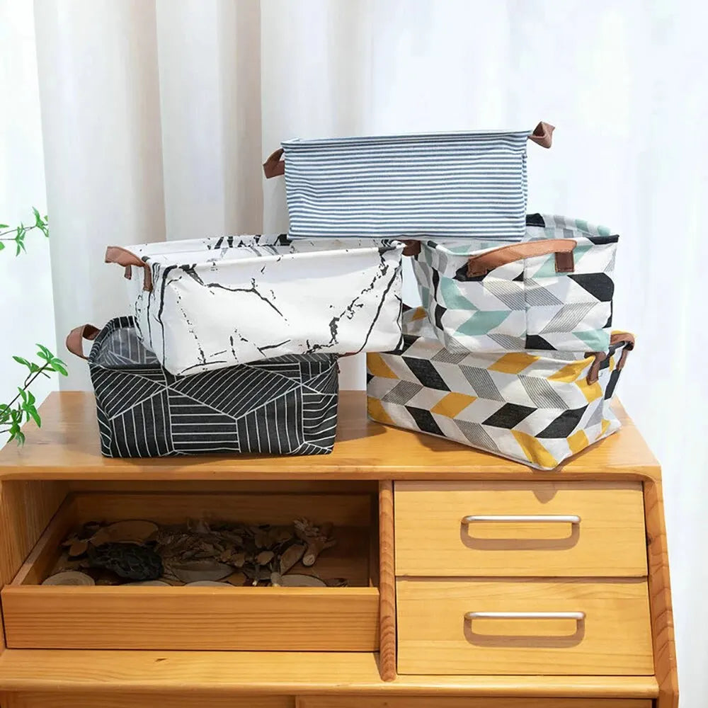 Boîte de rangement en tissu motifs géométriques bleu ciel pliable