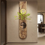 Lampe murale design éclairant une entrée contemporaine