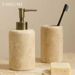 Set d'accessoires salle de bain en travertin gris clair
