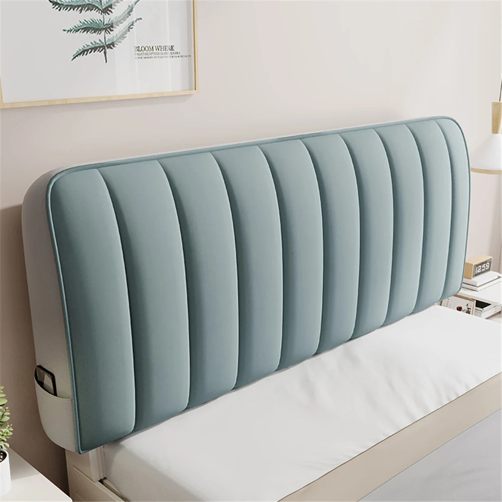 Installation facile du couvre-tête de lit matelassé sur une tête de lit standard