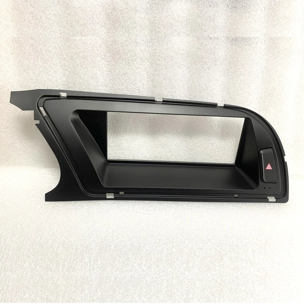 Vue de détail du cadre en PVC pour Audi A5