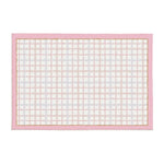 Un motif de carreaux blancs et roses subtils avec une bordure rosée, créant un design élégant et délicat.