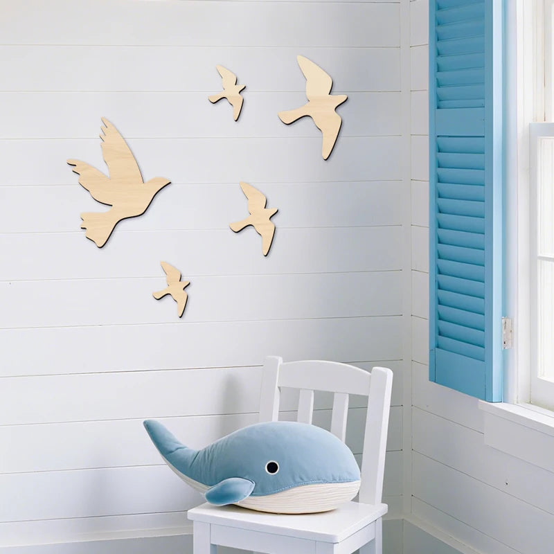Panneau mural oiseaux dans une chambre à coucher