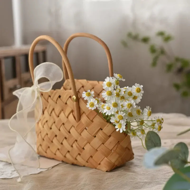 Panier rotin artisanal pour cadeau de mariage