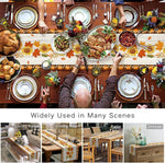 Une table joliment décorée pour un repas d'automne, avec des plats savoureux et des accessoires harmonieux dans différentes pièces de la maison.