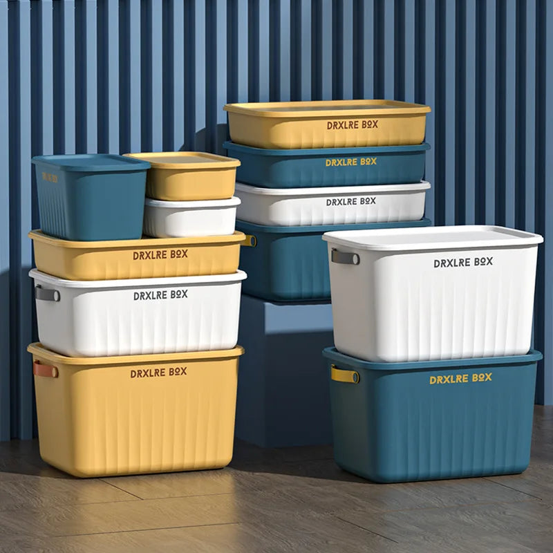 Organisateur de vêtements et jouets avec design épuré