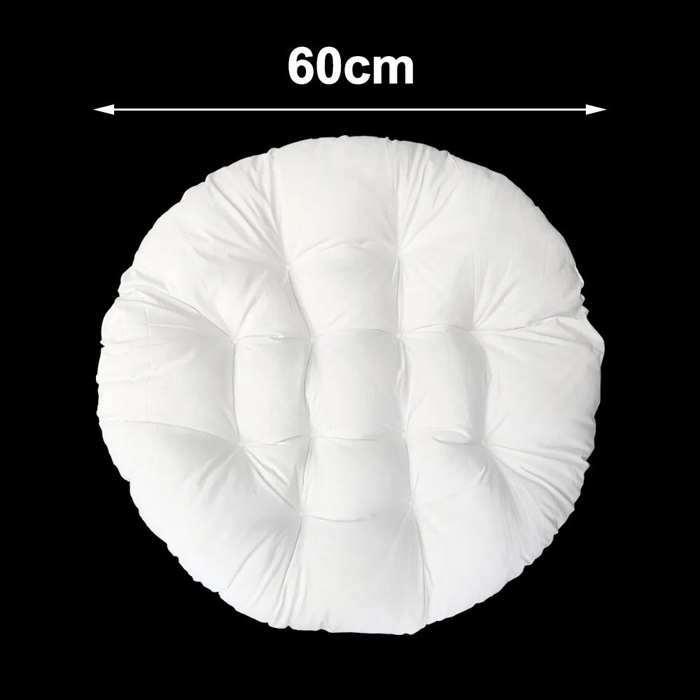 Détail des glands sur coussin de balançoire