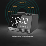 Horloge réveil multifonction avec ports USB visibles