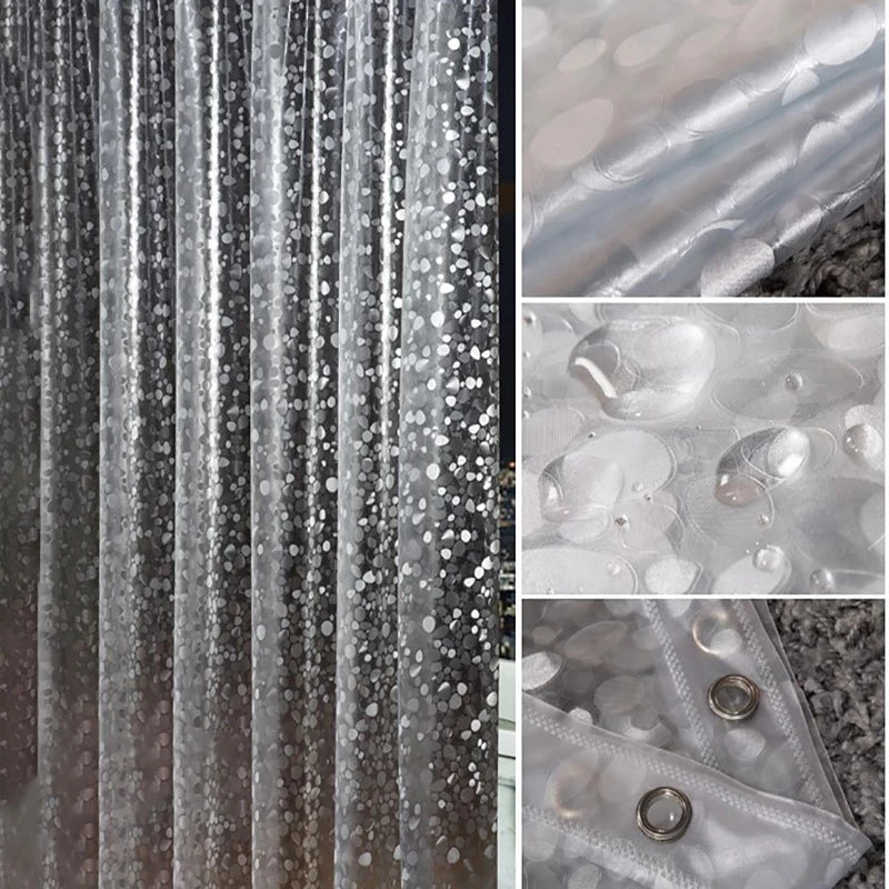 Rideau de douche transparent laissant passer la lumière naturelle