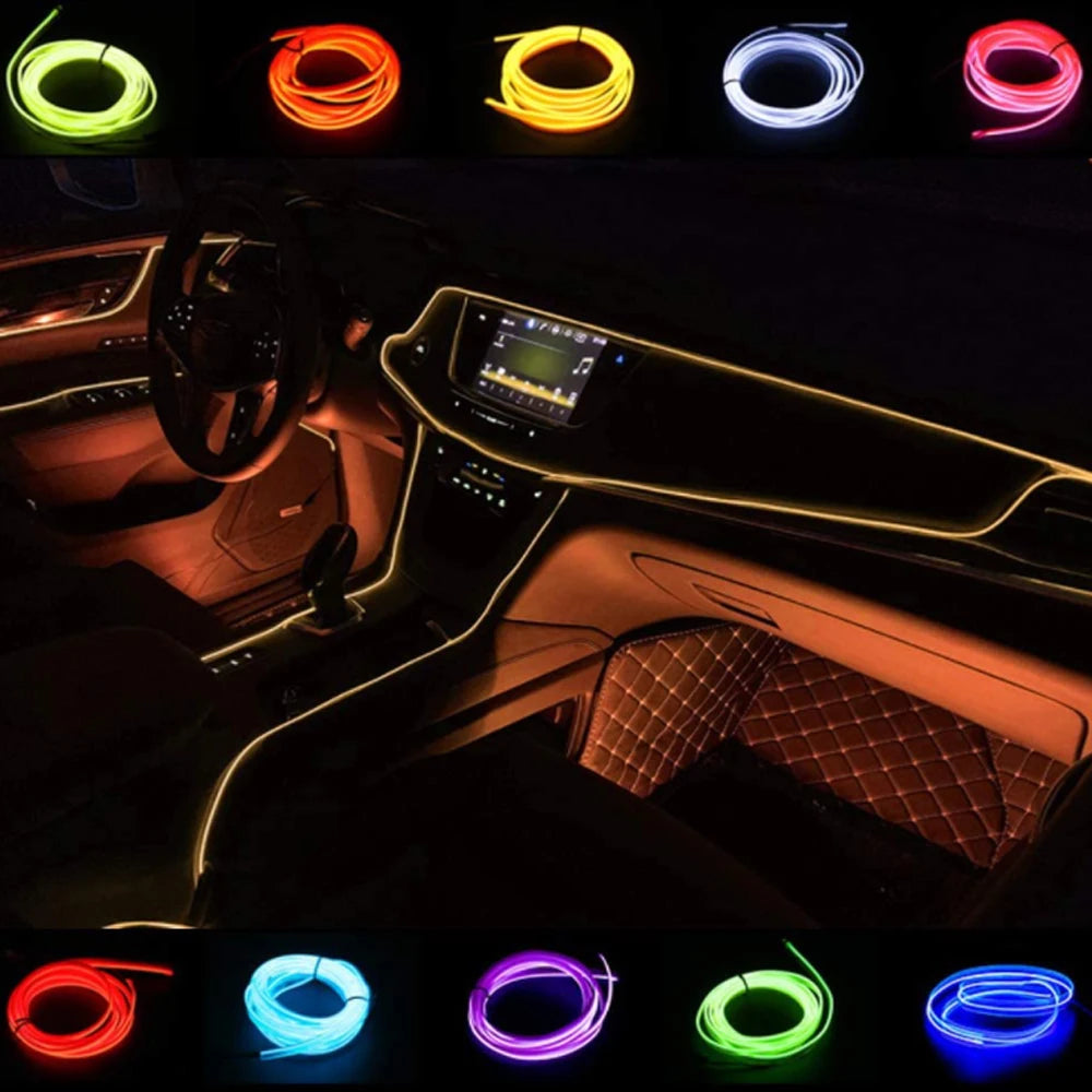 Bande lumineuse LED flexible installée sur tableau de bord voiture bleue