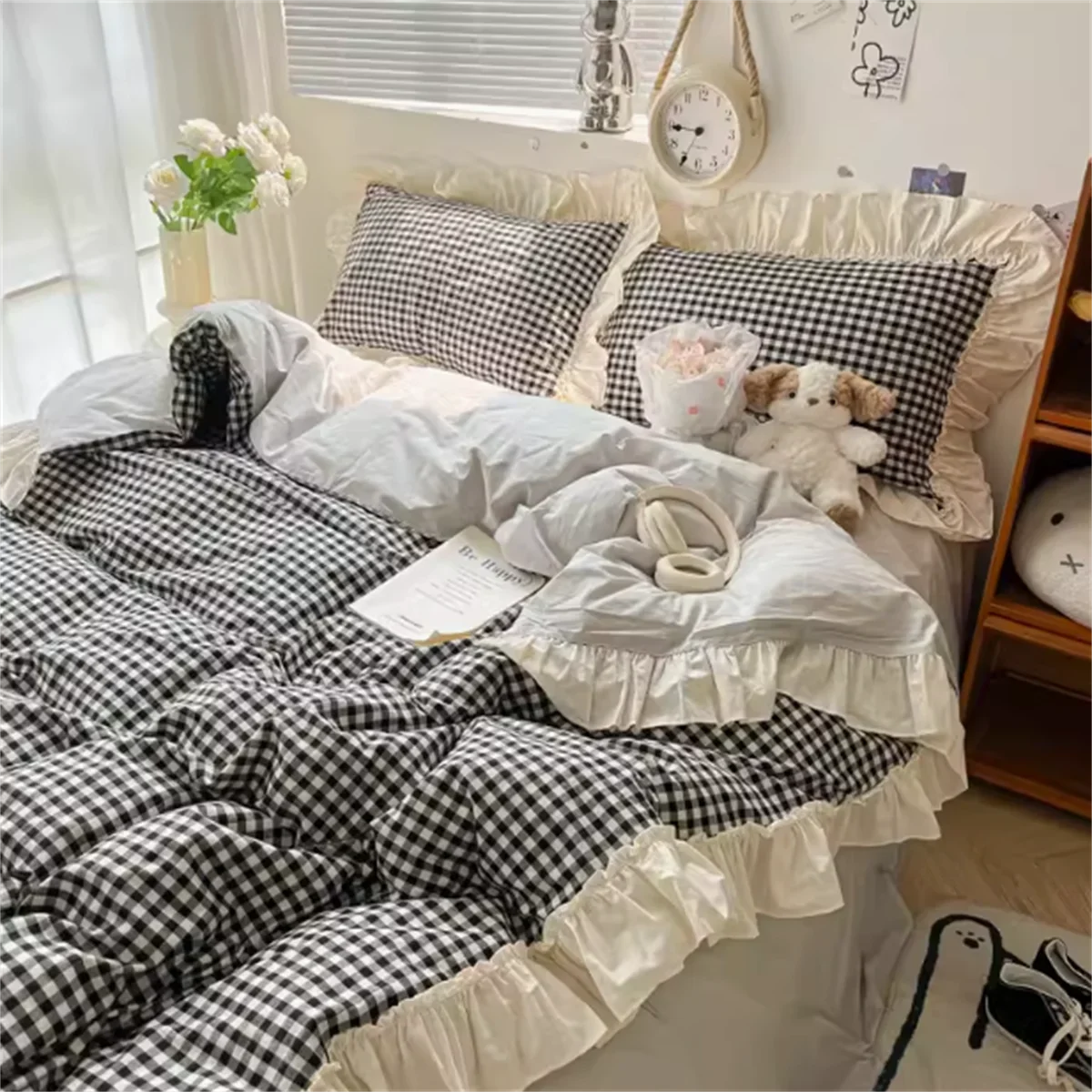 Détail du tissu coton jacquard de la housse de couette noire