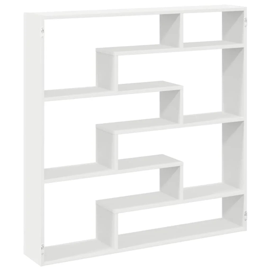 Étagère murale cube blanche avec objets décoratifs