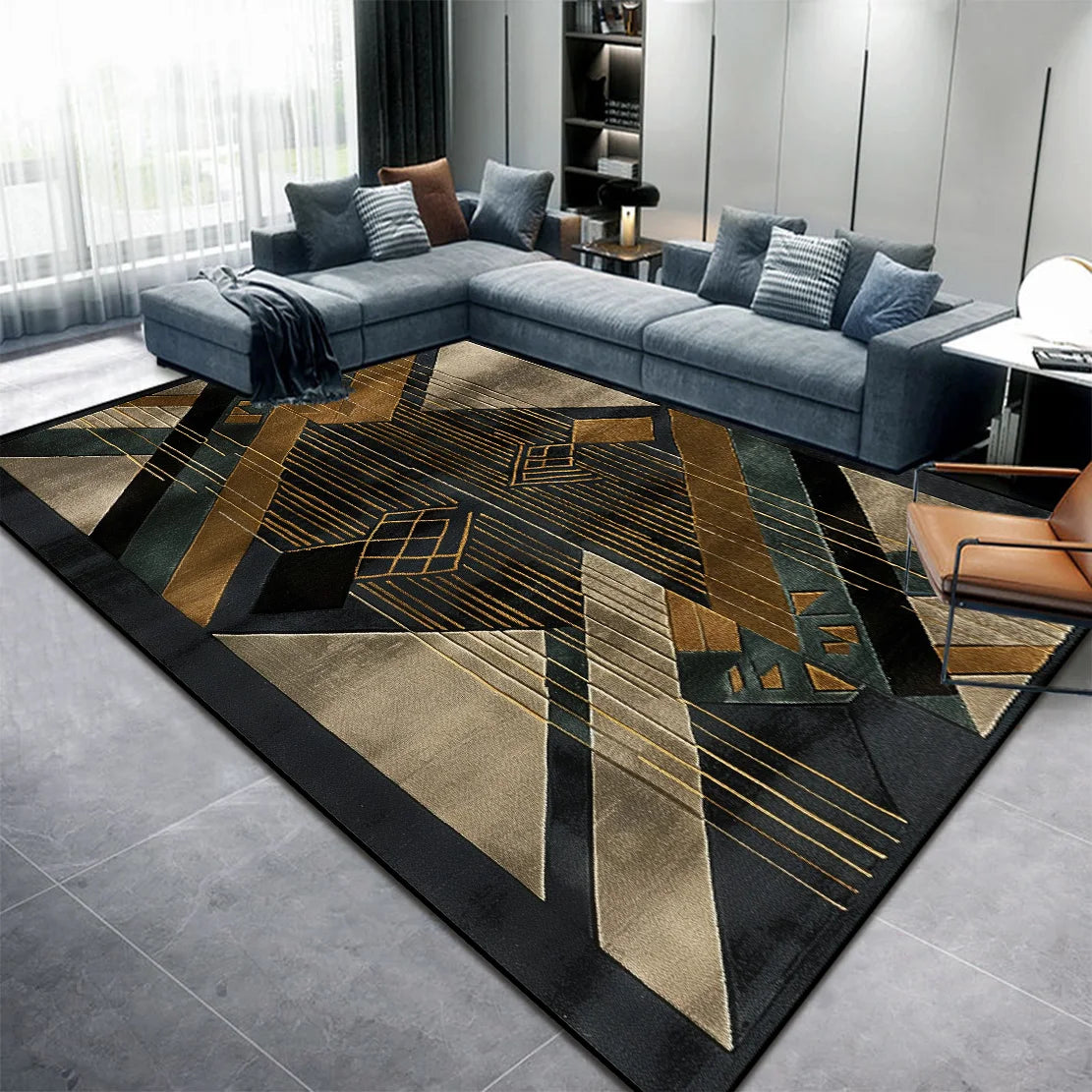 Un tapis moderne et géométrique avec des lignes et des formes dorées sur un fond noir, complétant parfaitement le salon gris et brun.
