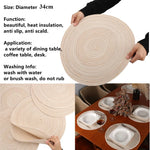 Set de table rond en tissu tressé brun protégeant une table à manger