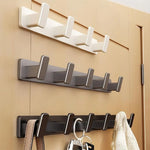Porte-manteau mural noir avec 5 crochets en ABS vu de face