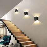Applique murale LED extérieure en fonctionnement de nuit