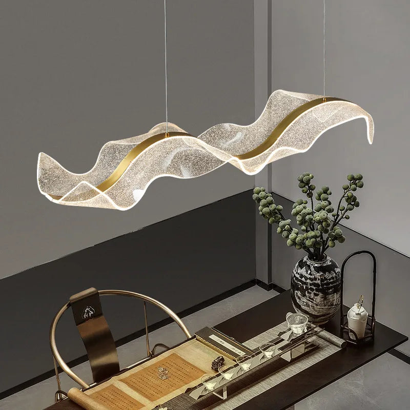 Suspension LED acrylique transparente design Art déco