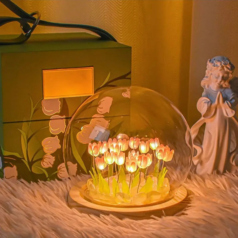 Lampe décorative tulipe beige pour chambre romantique