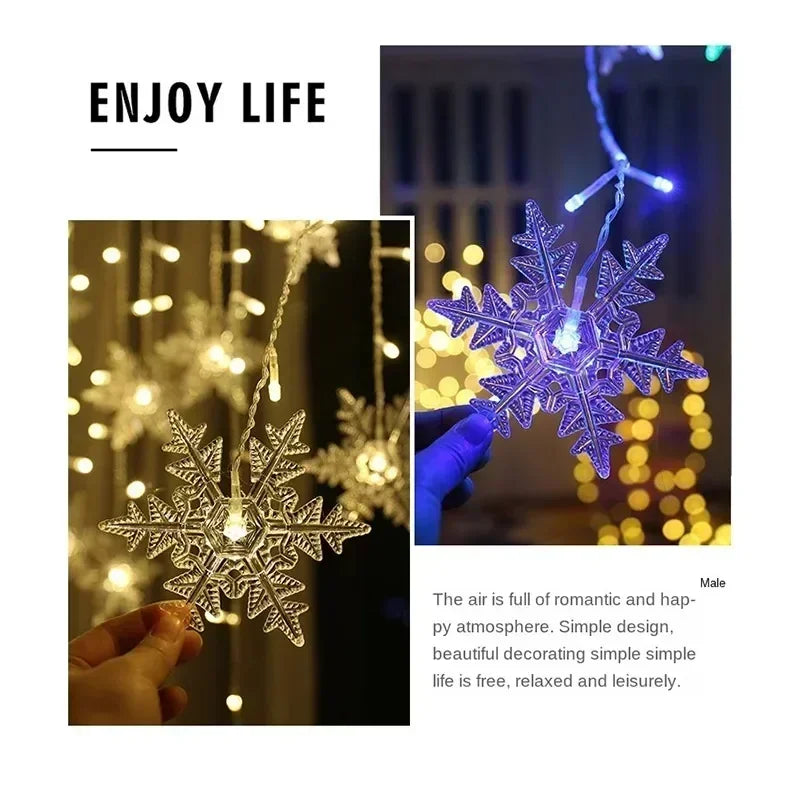 Guirlande LED flocon de neige bleue décorant un intérieur moderne