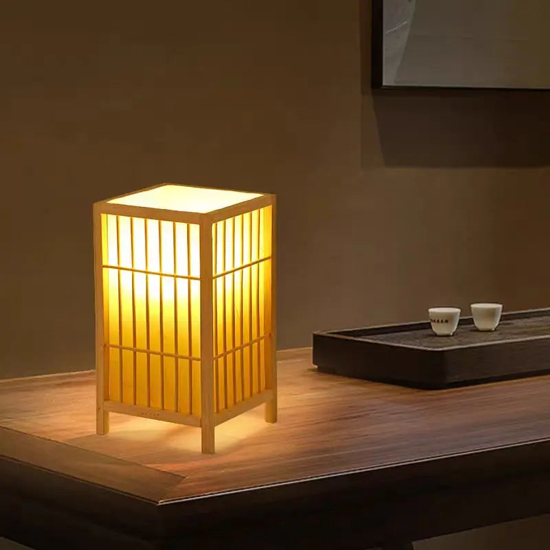 Lampe de table bambou bleu ciel ambiance tamisée