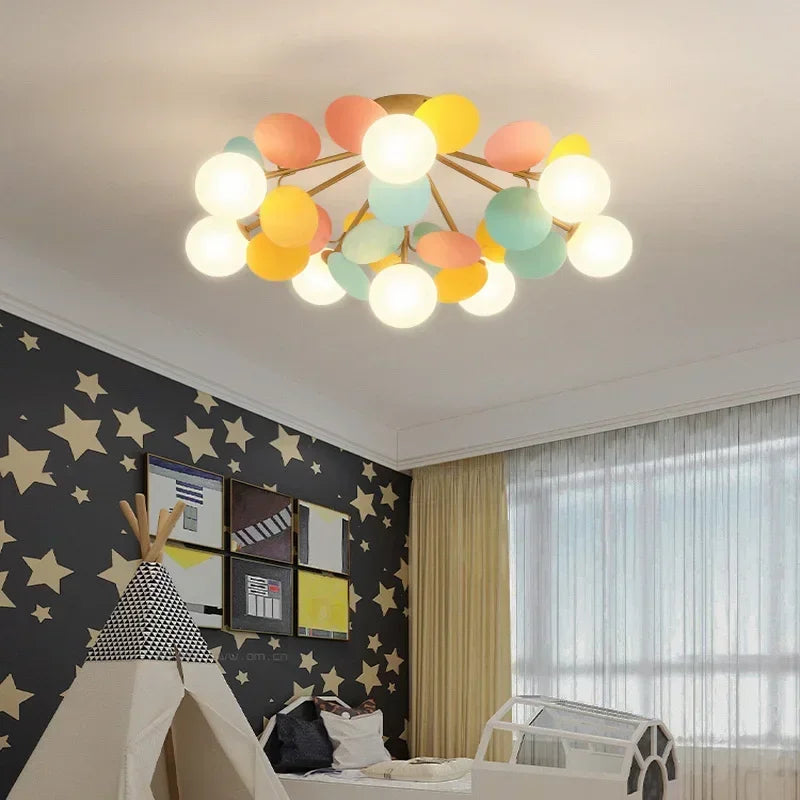 Plafonnier LED design moderne pour salon