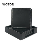 Dessous-de-verre en cuir noir avec porte-cartes de visite assorti, produit par la marque WOTOR, présenté dans une boîte de rangement noire.